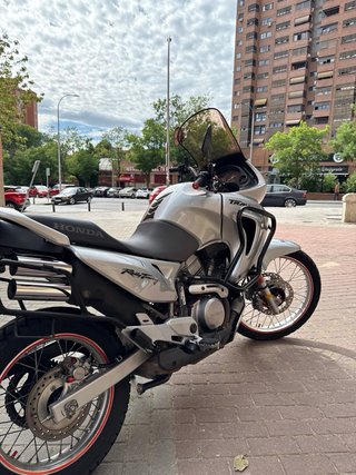 Honda Transalp XL650V