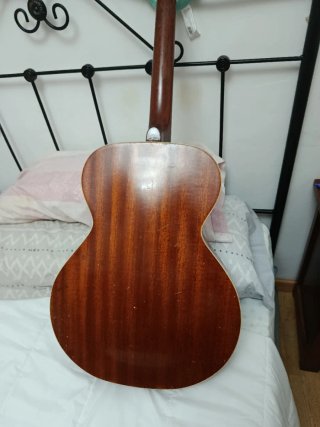 Guitarra Acústica KAI Hecha a Mano