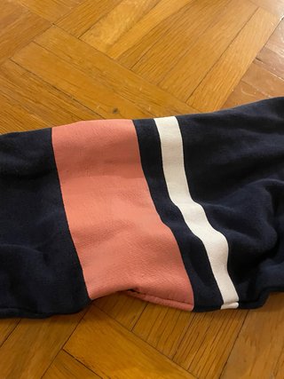 Sudadera Kiabi NYC USA TOUR azul y rosa