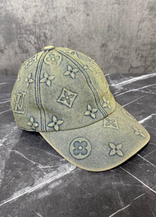Gorra LV