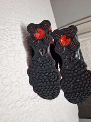 Zapatillas Nike Shox R4 Negras Rojas