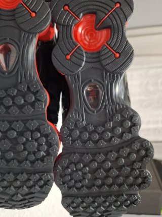 Zapatillas Nike Shox R4 Negras Rojas