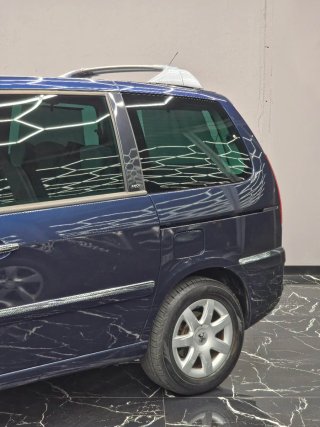 Peugeot 807 2012