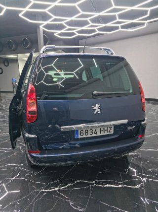 Peugeot 807 2012