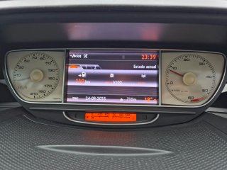 Peugeot 807 2012