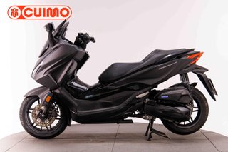 HONDA FORZA 125