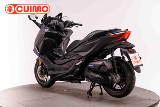 HONDA FORZA 125