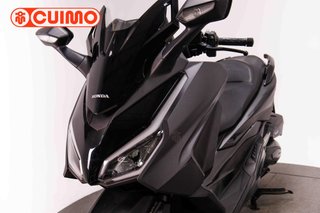 HONDA FORZA 125