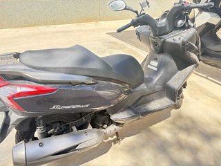 Kymco Super Dink 300i Negra/Gris