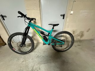 Bicicleta Santa Cruz Nomad CC 3