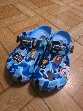 Chanclas Crocs x BAPE Azul Multicolor, 41-42