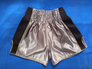 Pantalón Corto Kick Boxing, Thai boxing