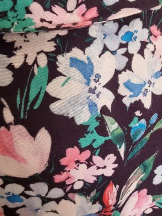 Camisa NAF NAF floral manga corta