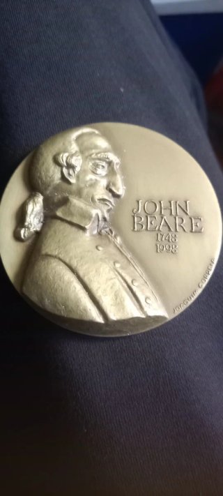 Medalha antiga de bronze