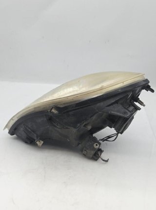 Renault 8200236591 faro derecho kangoo 4670