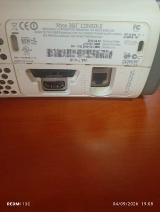 Xbox 360 Blanca + 2 Mandos (Leer descripción)