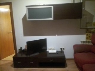 Se REGALA ! Mesa comedor y sofá cama