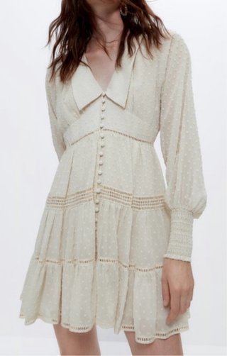 Vestido beige con lunares