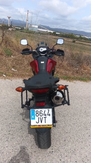 Suzuki V-Strom 650 DL ABS Roja