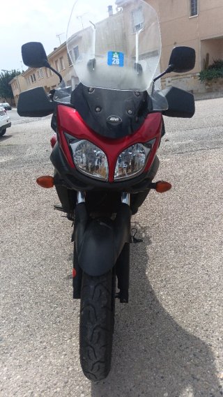 Suzuki V-Strom 650 DL ABS Roja