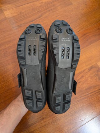 NUOVE Scarpe da Ciclismo FIZIK VENTO FEROX MTB taglia 41.5