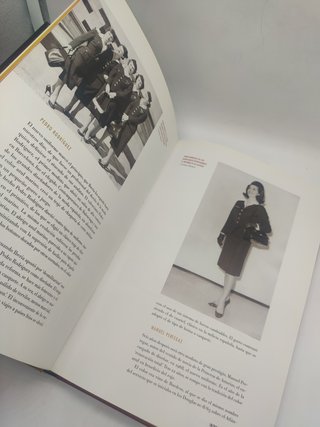 Iberia y sus diseñadores: 50 años de moda libro
