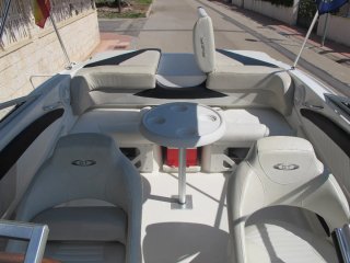 Barca Glastron GT 205 + remolque (motor averiado)