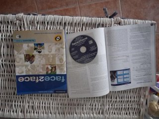 Libro y cuadernillo de Ingles Pre-intermediate B1