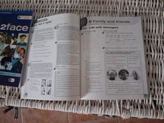 Libro y cuadernillo de Ingles Pre-intermediate B1