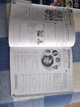 Libro y cuadernillo de Ingles Pre-intermediate B1