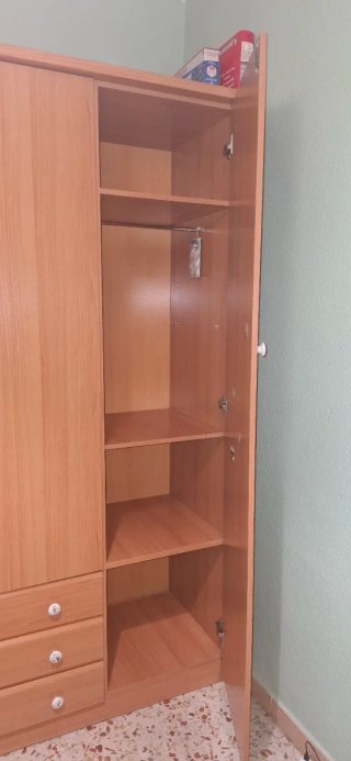 Armario madera gran capacidad