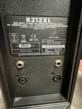 Altavoces Behringer Pasivos B212XL