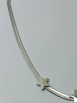 Collar de acero inoxidable con estrellas