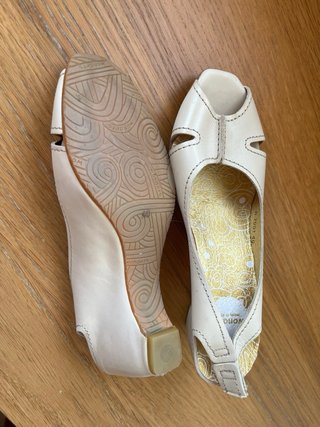 Sandalias Wonders Piel Talla 40 Tacón Bajo.