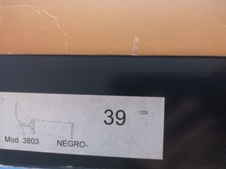 Botas de piel Laura Lor Talla 39