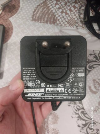 Altavoz Bose Negro y Plateado