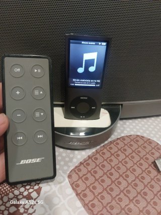 Altavoz Bose Negro y Plateado