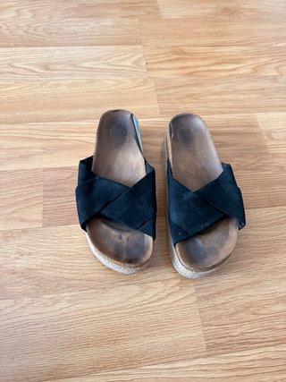 Sandalias negras esparto plataforma