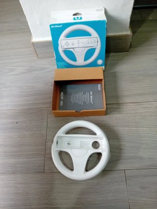 Volante Wii U con caja