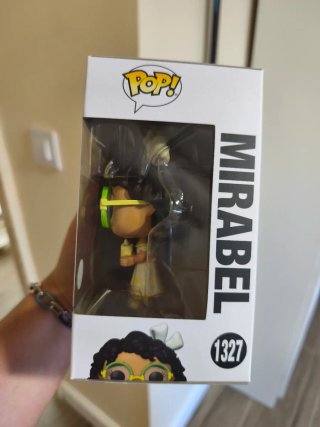 Funko Pop Mirabel Disney 100 1327 Glow Dark