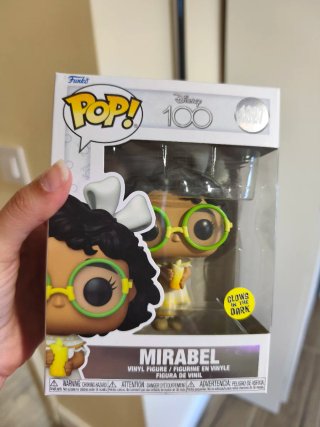 Funko Pop Mirabel Disney 100 1327 Glow Dark