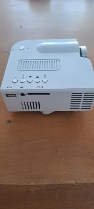 Mini proyector blanco