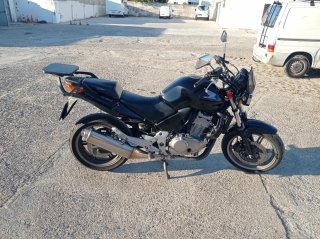 Honda CBF 500 Negra