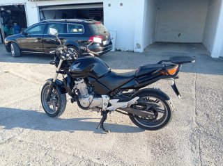 Honda CBF 500 Negra