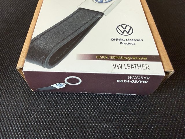 Llavero Volkswagen Cuero Negro