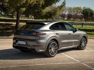 Fotos profesionales para vender tu coche en Madrid