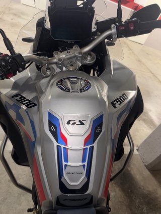 BMW F 900 GS adventure