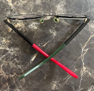 Occhiali Gucci con panno e custodia