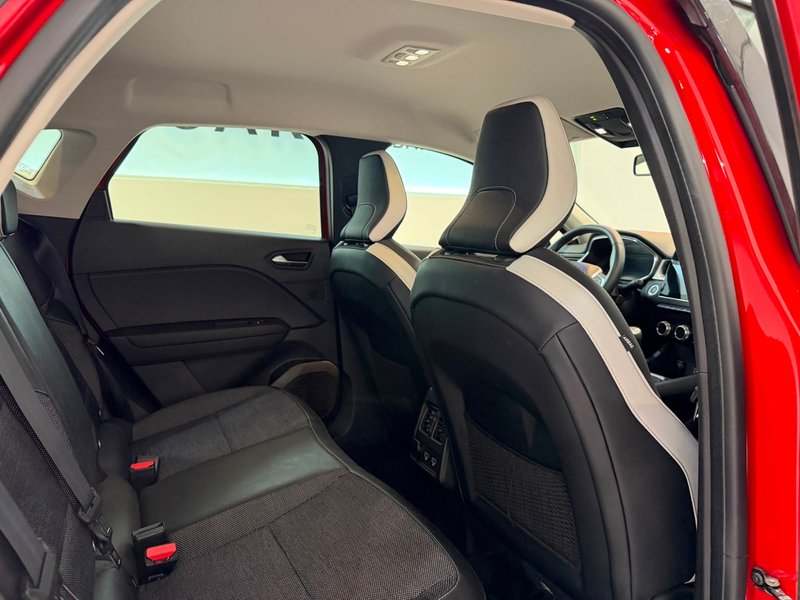 Renault Captur Intens TCe (2021) 2022, foto 22