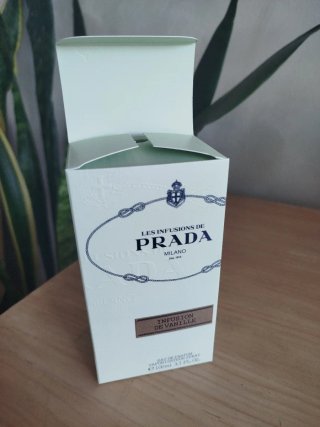 PERFUME PRADA Les Infusions de Vanille Eau Parfum